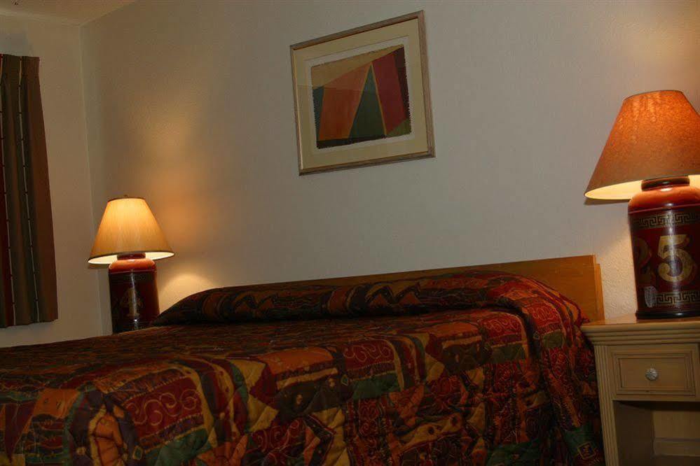 West Winds Lodge Рюидозо Екстериор снимка